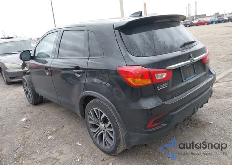 2019 Mitsubishi Outlander Sport 2.0 Es z USA, uszkodzony, nr VIN JA4AP3AU0KU019432